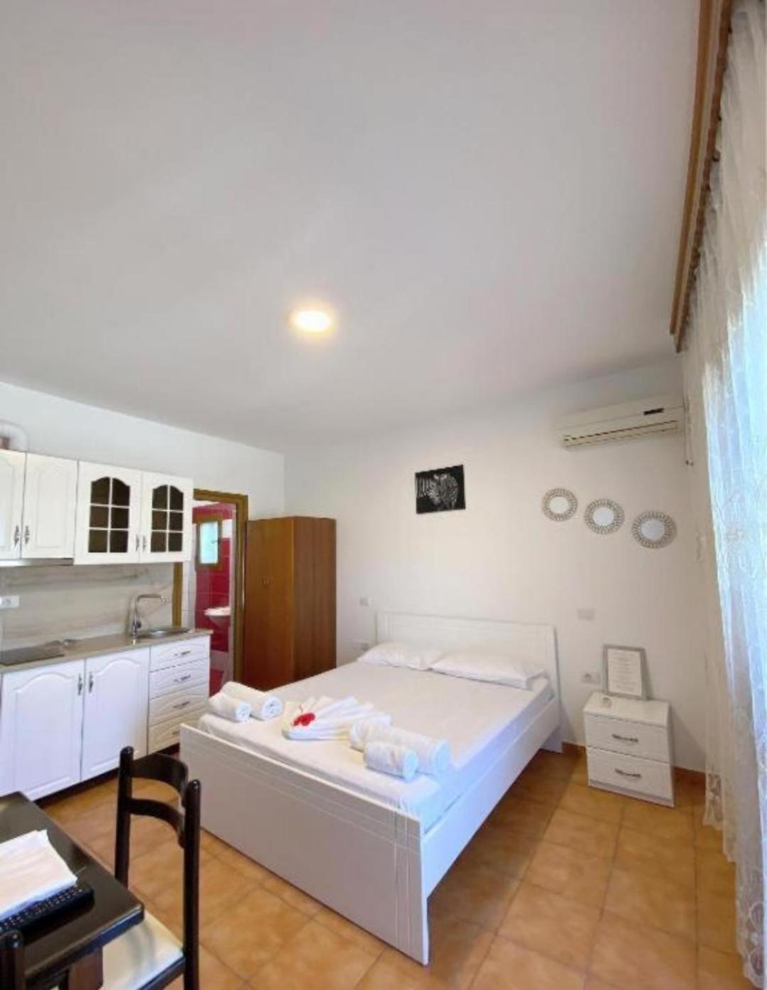 Arlind'S Apartaments Vlore Exterior photo